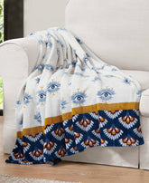 Celeste Plush Throw Plush - White & Navy
