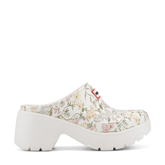 Anika Slip-on Casual Clogs