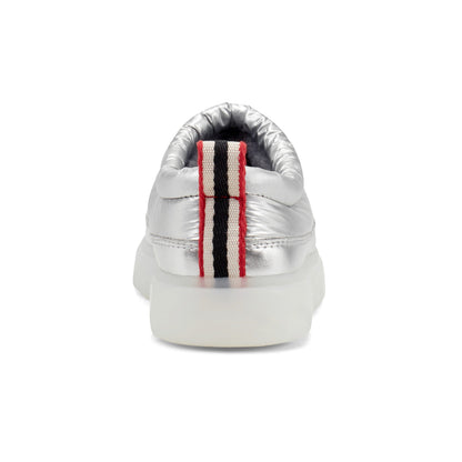 Big Kids Cody Lug Sole Insulated Water Resistant Slip-on Shoes