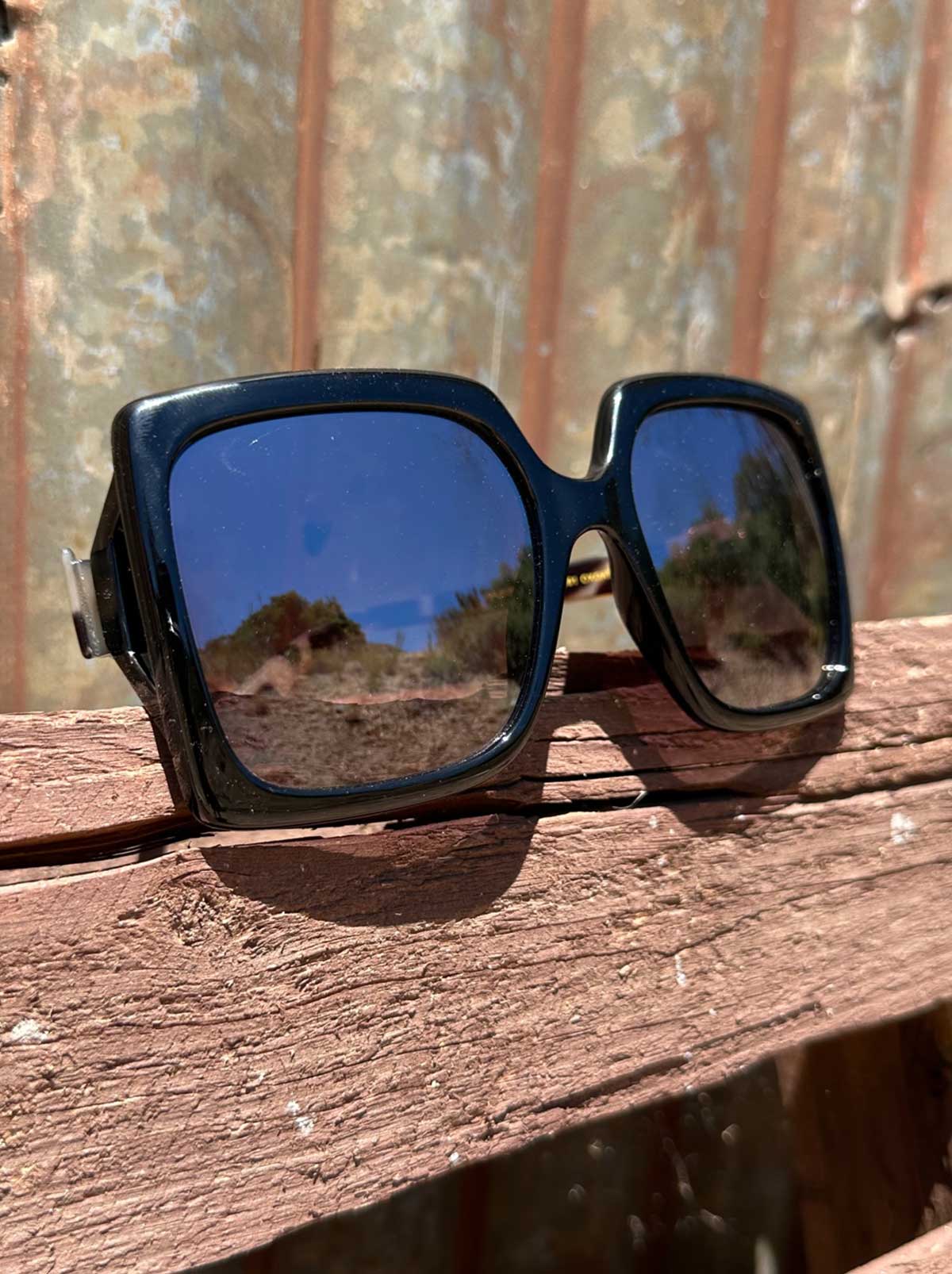 Square Sunglasses - Black & Oatmeal