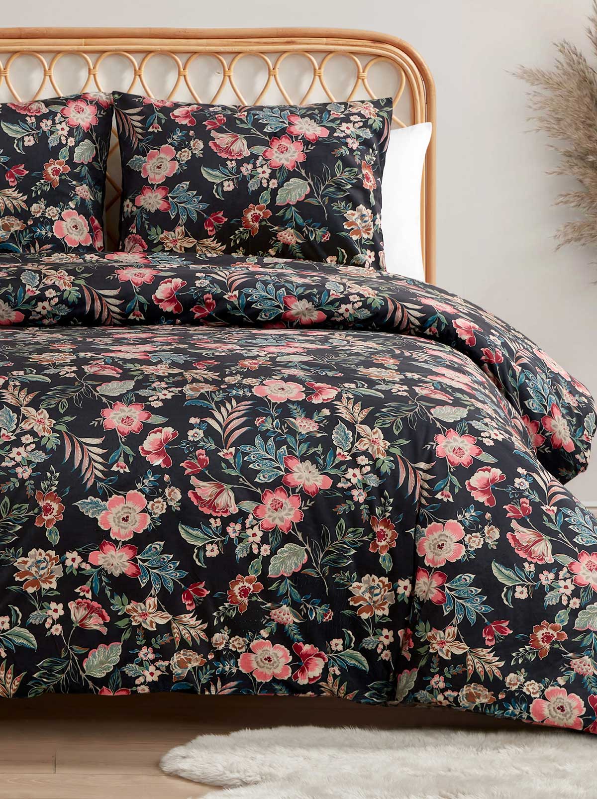 Arcadian Blooms Velvet Duvet Cover  Set