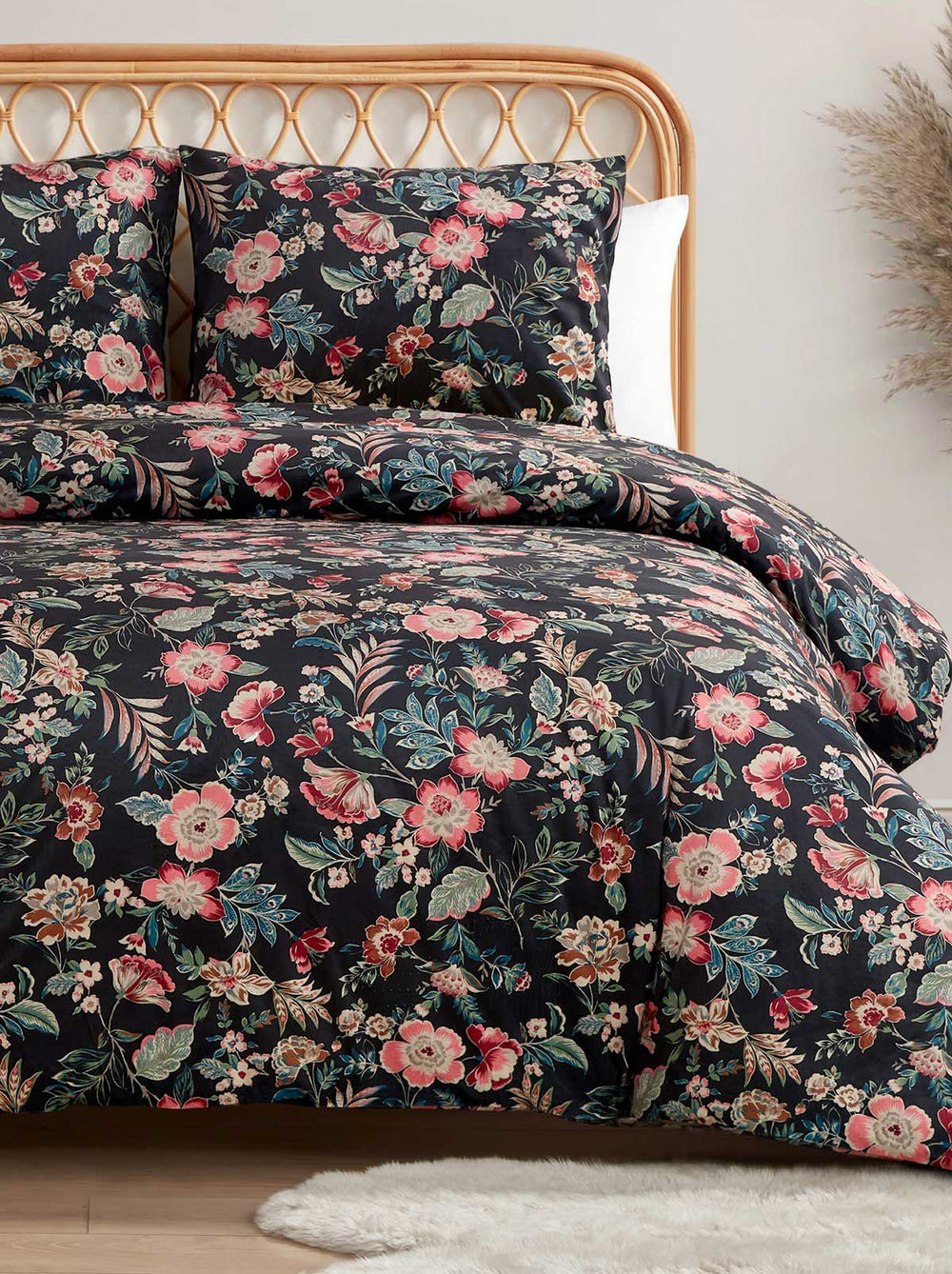 Arcadian Blooms Velvet Duvet Cover  Set