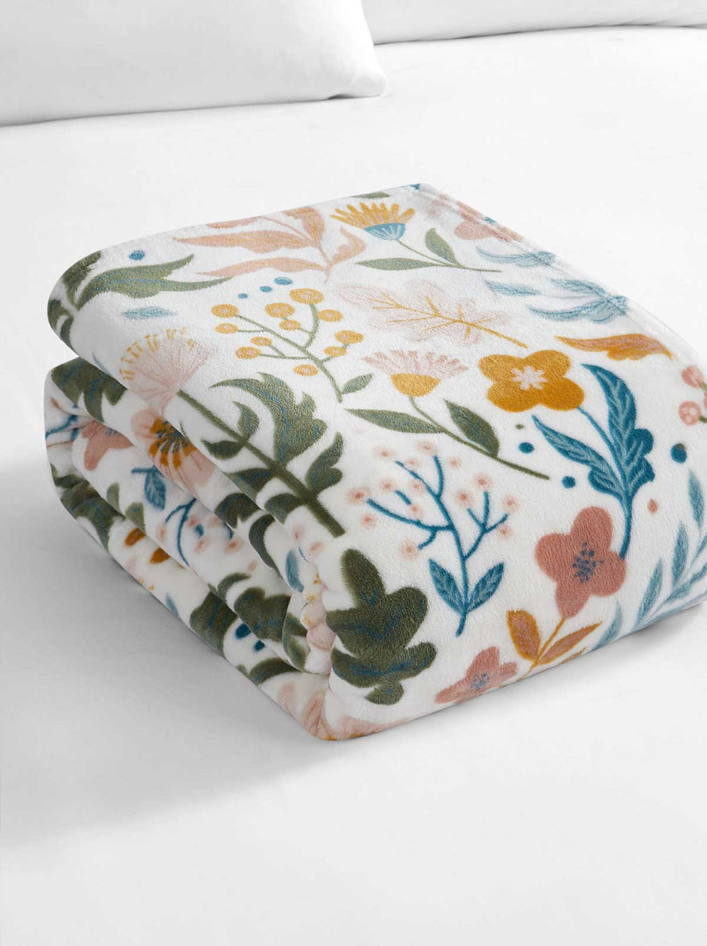 Mila Plush Throw - Blush