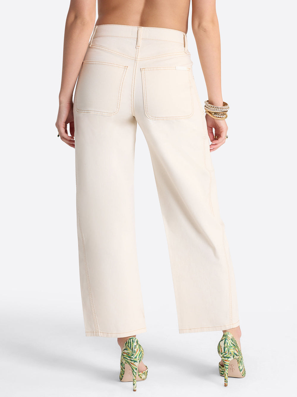 Relaxed Barrel Jeans - Ecru